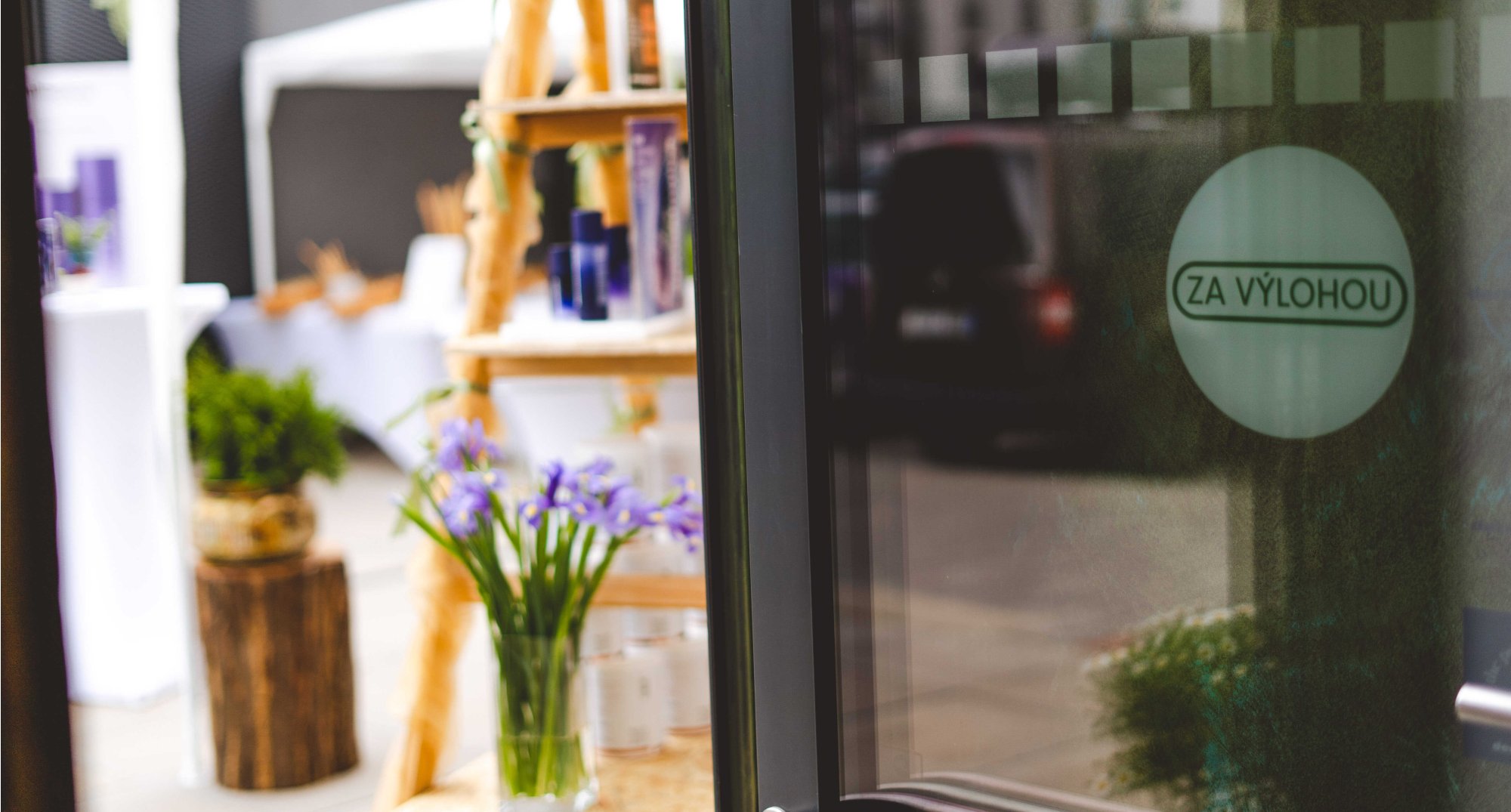 Fotogalerie "Drink s Dermalogica" 2024