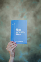 Vyplňování osobního Skin Fitness plánu během diagnostiky pleti