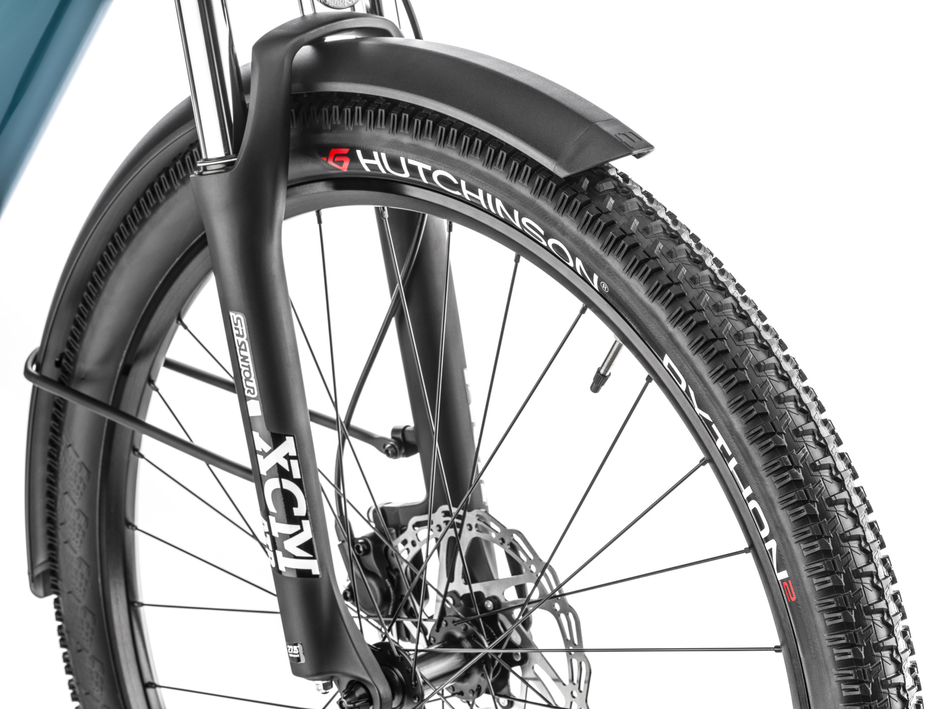 sa27cx247230-samedi-xroad-2-tyres-detail-view-studio-1900x1425