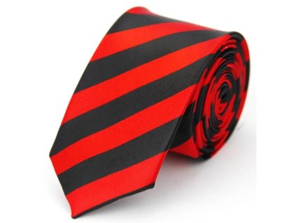 červena kravata