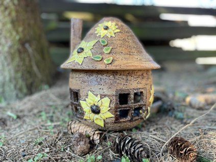 vyrp11 123domecek slunecnice velky 3