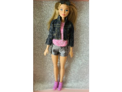 Barbie trendy s jeanovou bundou