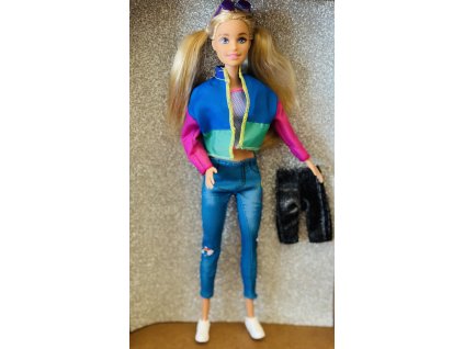 Barbie - trendy s bundou