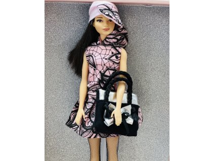 Barbie s kabelkou