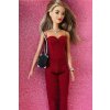 Barbie v červeném overalu