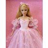Barbie v plesových šatech se srdíčky