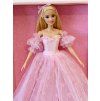 Barbie v plesových šatech se srdíčky