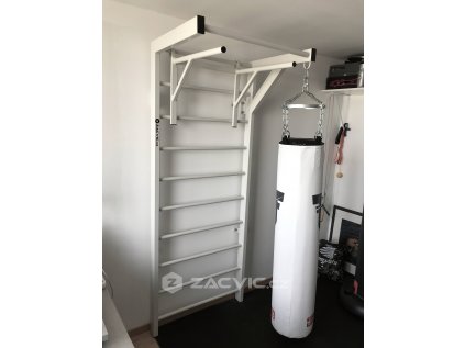 držák na boxovací pytel šibenice