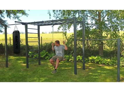 workoutové hřiště