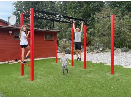 workoutové hřiště