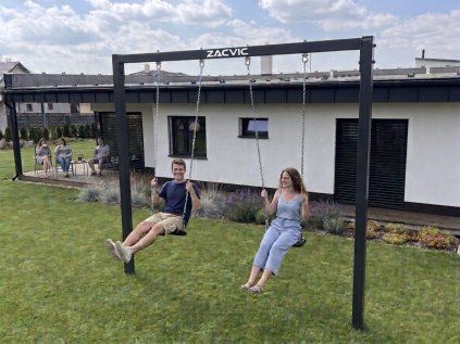 Zahradní houpačka pro dva