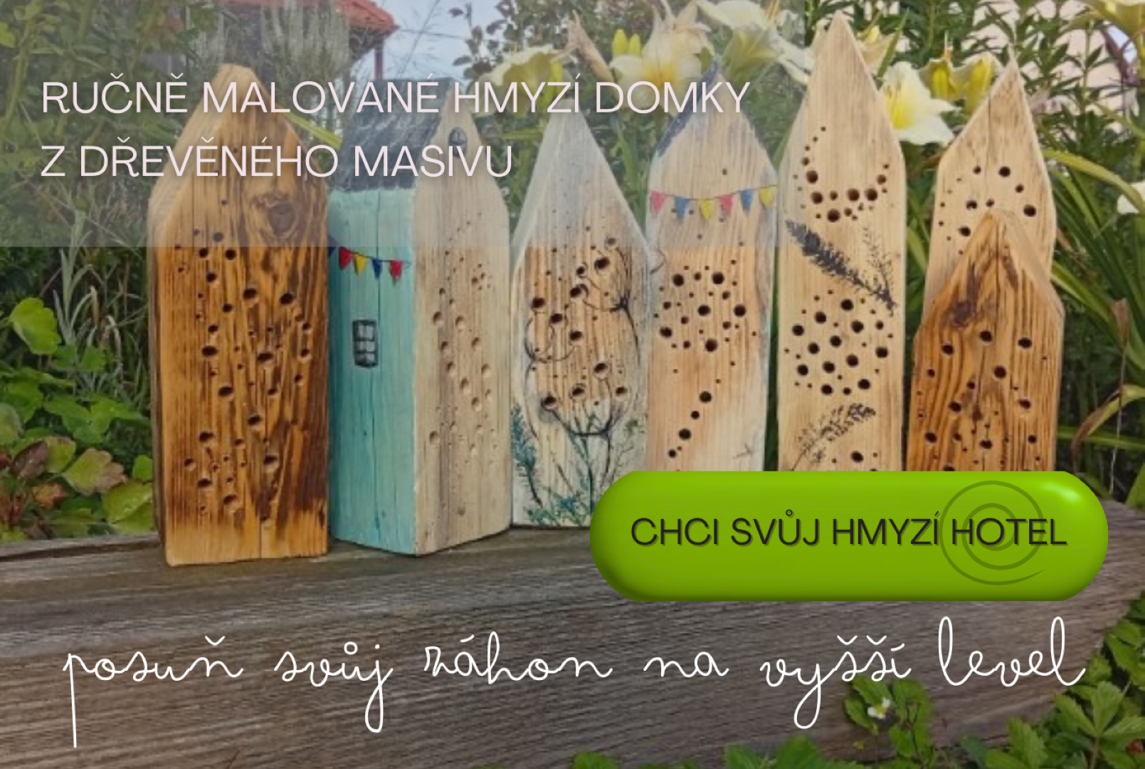 Hmyzí domky - ručně malované dřevěné domečky. Zahradní dekorace sloužící jako hotel pro hmyz