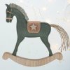 VIANOČNÁ DEKORÁCIA - DREVENÝ HOJDACÍ KONÍK (Farba Zelená)