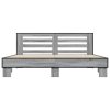 Rám postele šedý sonoma 200 x 200 cm kompozitní dřevo a kov 3280085