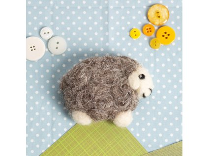 herdwick sheep brooch needle felting kit 1 (1)