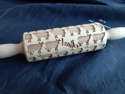 Malý dřevěný váleček motiv krávy