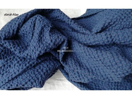 Lněná vaflová látka dark blue šíře 220 cm