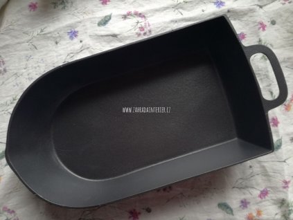 Litinový pekáč malý Black Edition