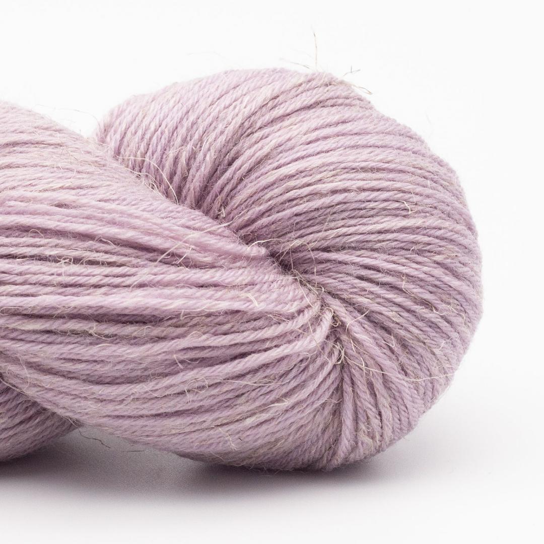 Příze Lazy Linen Sock Yarn Kremke Soul Wool vlna a len 100 g odstín: 11 lavender