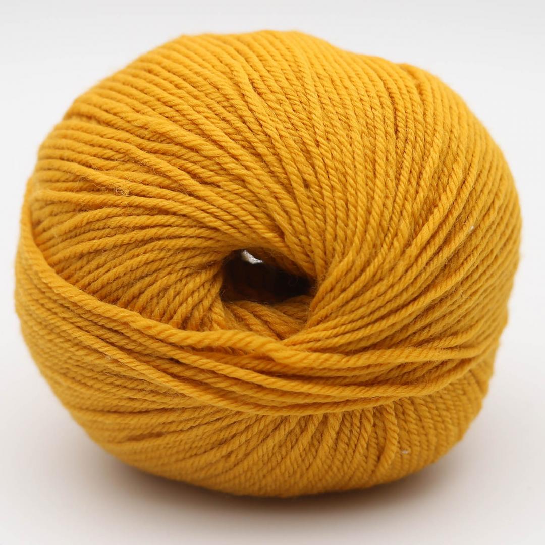 Příze The Merry Merino 140 GOTS vlna Kremke Soul Wool 50 g odstín: Gold
