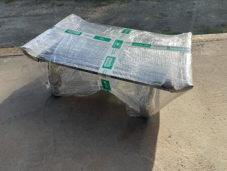 Kovaný rošt do ohniště a grilu