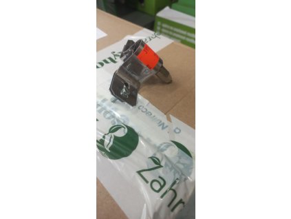 Napáječka automatická