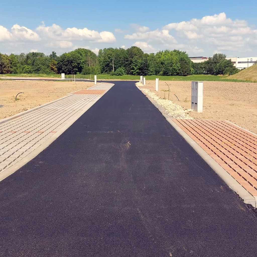 Červen 2024