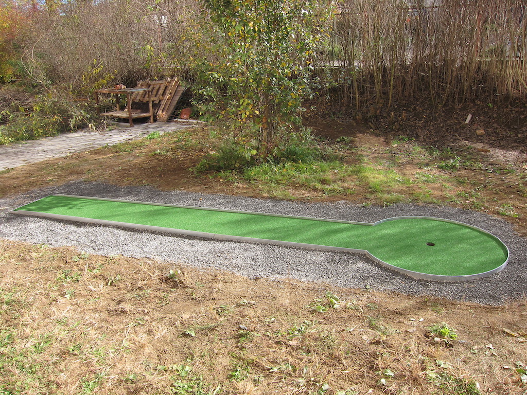Záhradný minigolf - dráha (EN 1176)