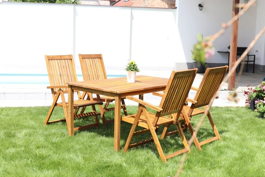 Nakupujte zahradní nábytek i v zimě