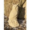 POŠKOZENÁ zahradní sochy zvířat, velká sova z pískovce, výška 38 cm, 10 kg