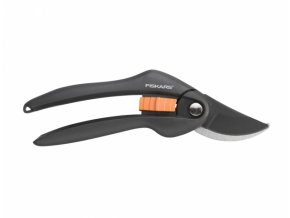 Nůžky FISKARS SINGLESTEP P26 ruční dvousečné 1000567