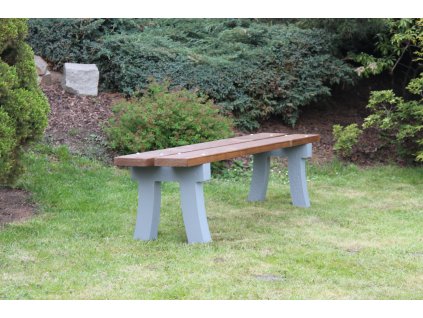 Betonove Lavice () Betonove Lavice