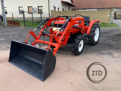 Kubota GL 260 Grandel s čelním nakladačem