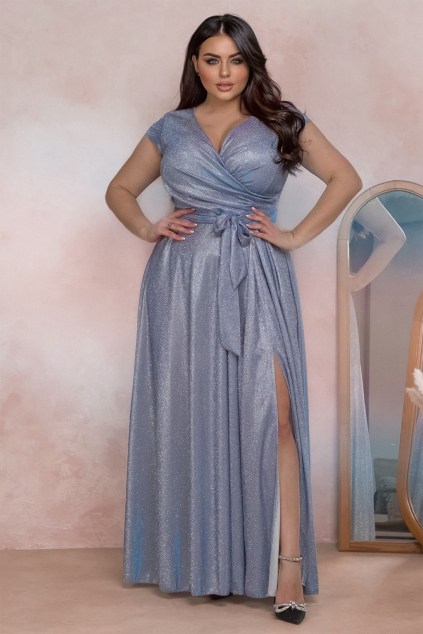 Bledomodré trblietavé spoločenské šaty pre moletky