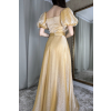 Zlaté dlhé šaty s balónovými rukávmi