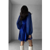 Kráľovsky modré zamatové šaty so šifónovými rukávmi