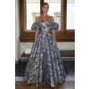 Modré dlhé vzorované spoločenské šaty Bella