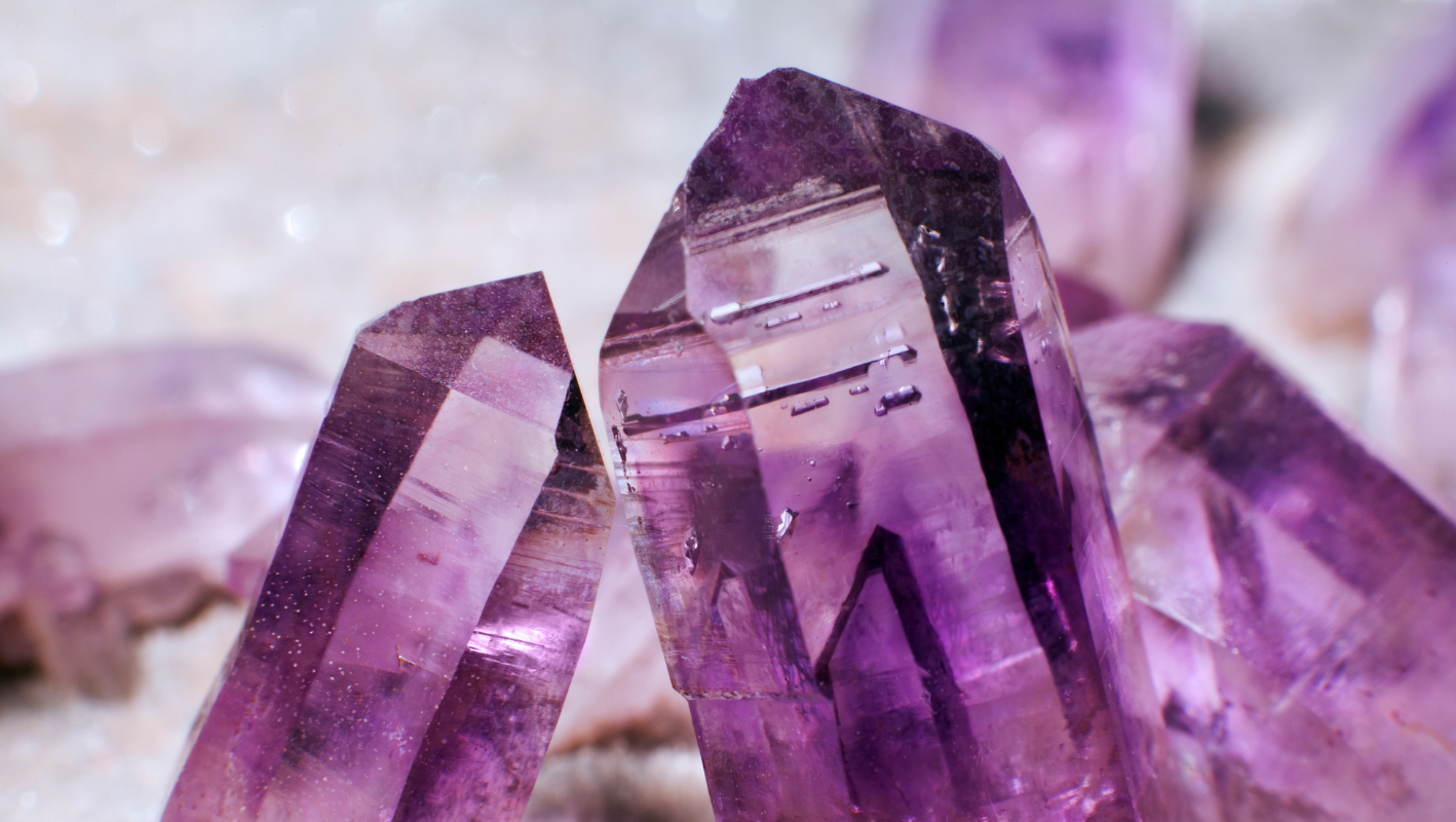 Ametyst: kámen moudrosti a duchovního růstu