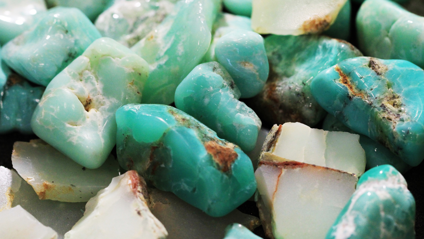 Chryzopras: podporuje nás v hledání radosti a štěstí.