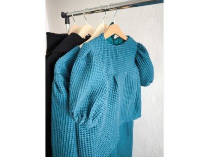 Dívčí šaty - vafličky