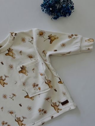 ✨ Oversize tričká pre malých štýlovkárov ✨ Minimalistický dizajn, pohodlný strih a kvalitná rebrovaná látka, ktorá je...