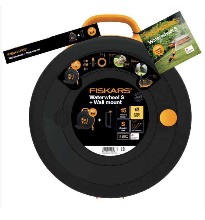 FISKARS Sada bubon s hadicou S + držiak na stenu, dosah 15 metrov
