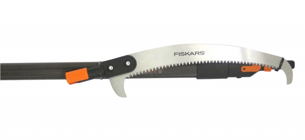 FISKARS Sada prerezávacia pílka zahnutá + teleskopická násada L