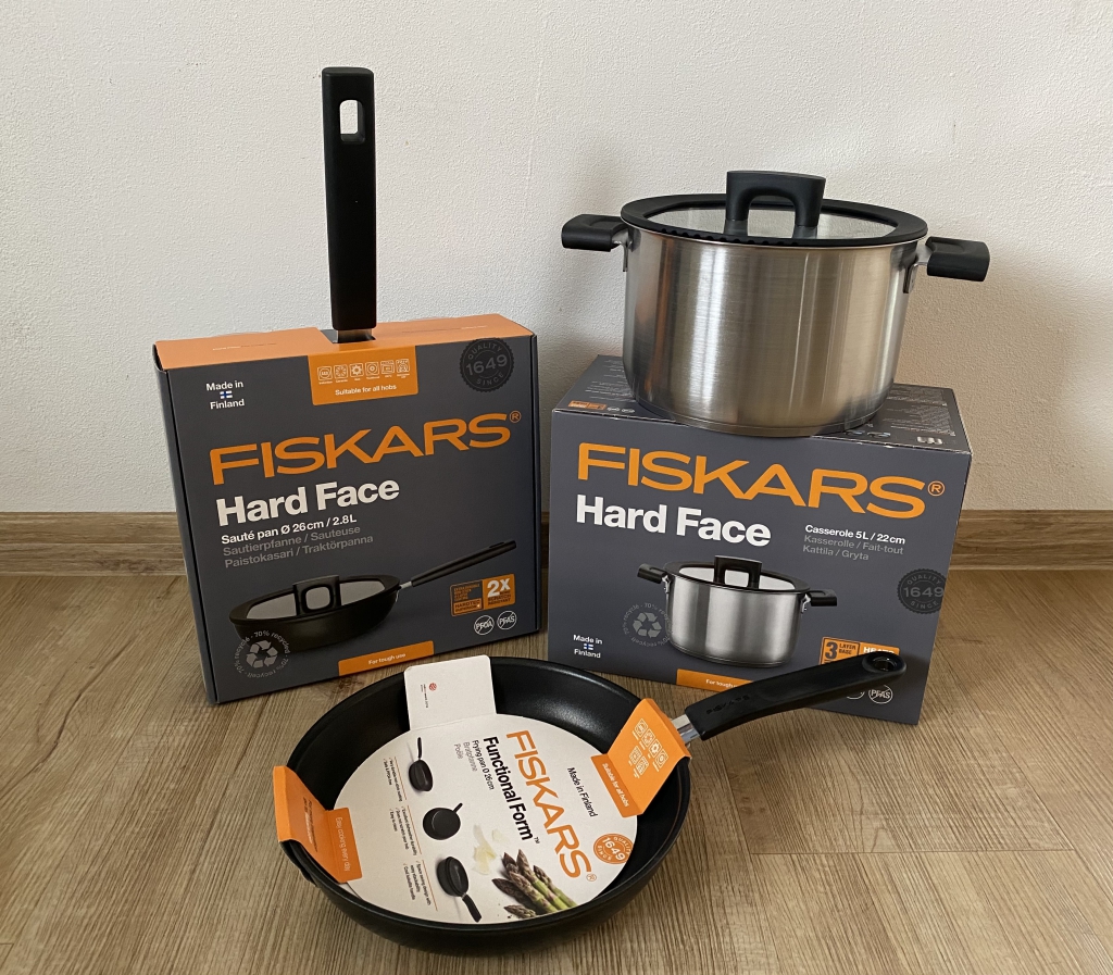 FISKARS Sada riadu Hard Face + panvica FF