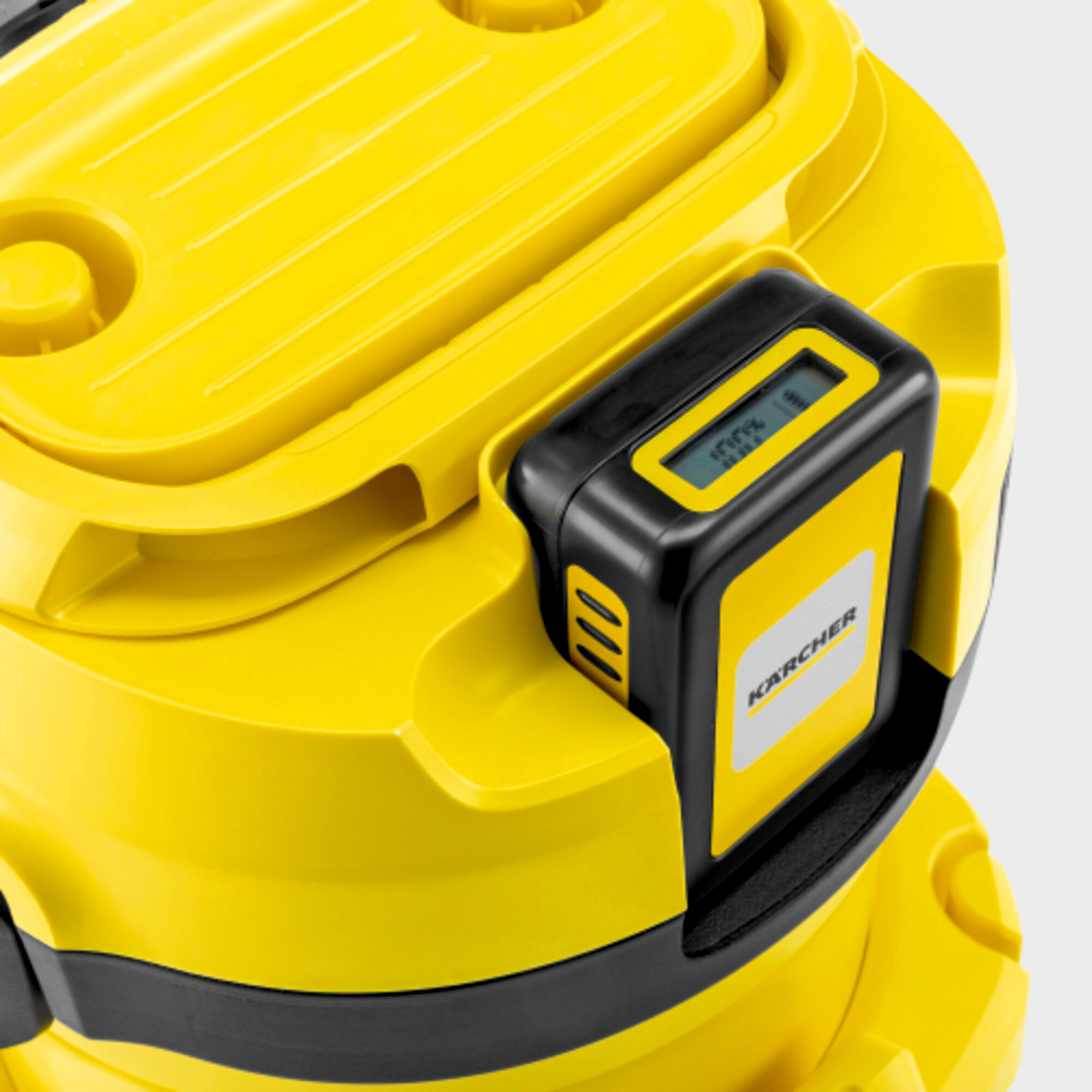 Karcher Kärcher Akumulátorový mokro suchý vysávač WD 2-18 V Battery Set V-12/18