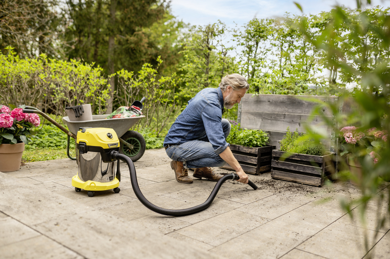 Karcher Kärcher Akumulátorový mokro suchý vysávač WD 3-18 S V-17/20