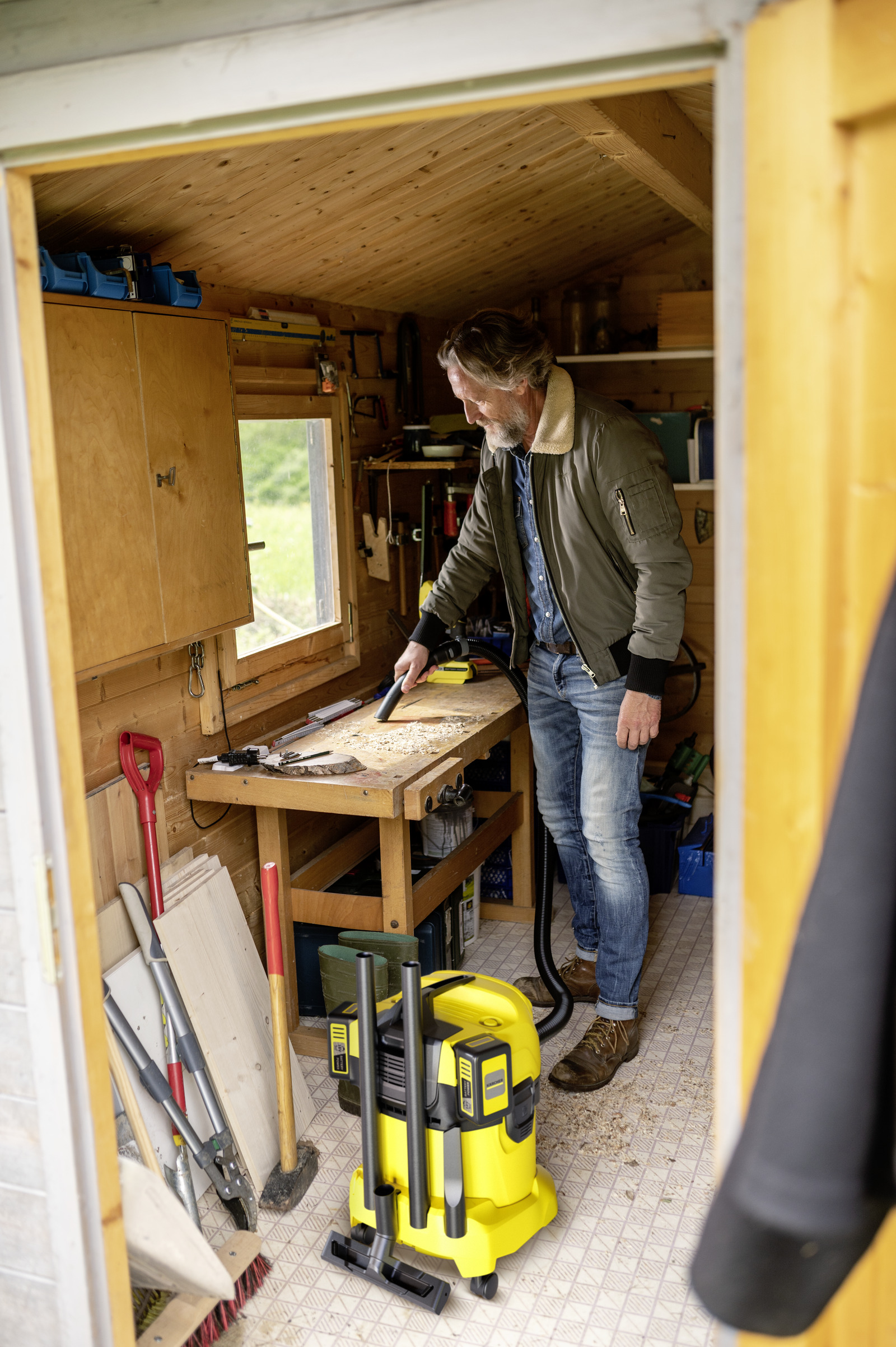 Karcher Kärcher Akumulátorový mokro-suchý vysávač WD 4-18 V-20/22 Dual
