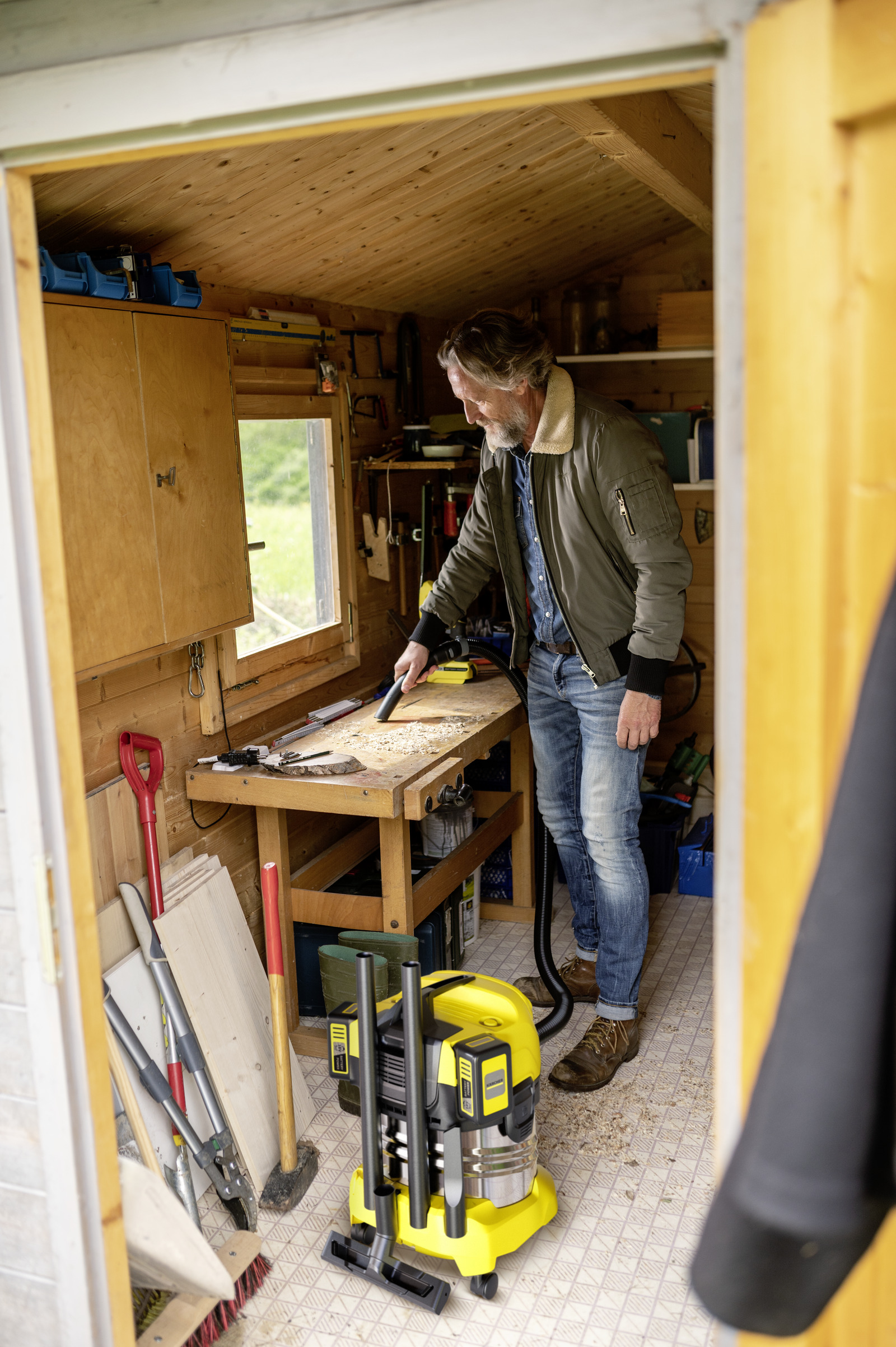 Karcher Kärcher Akumulátorový mokro-suchý vysávač WD 4-18 S V-20/22 Dual
