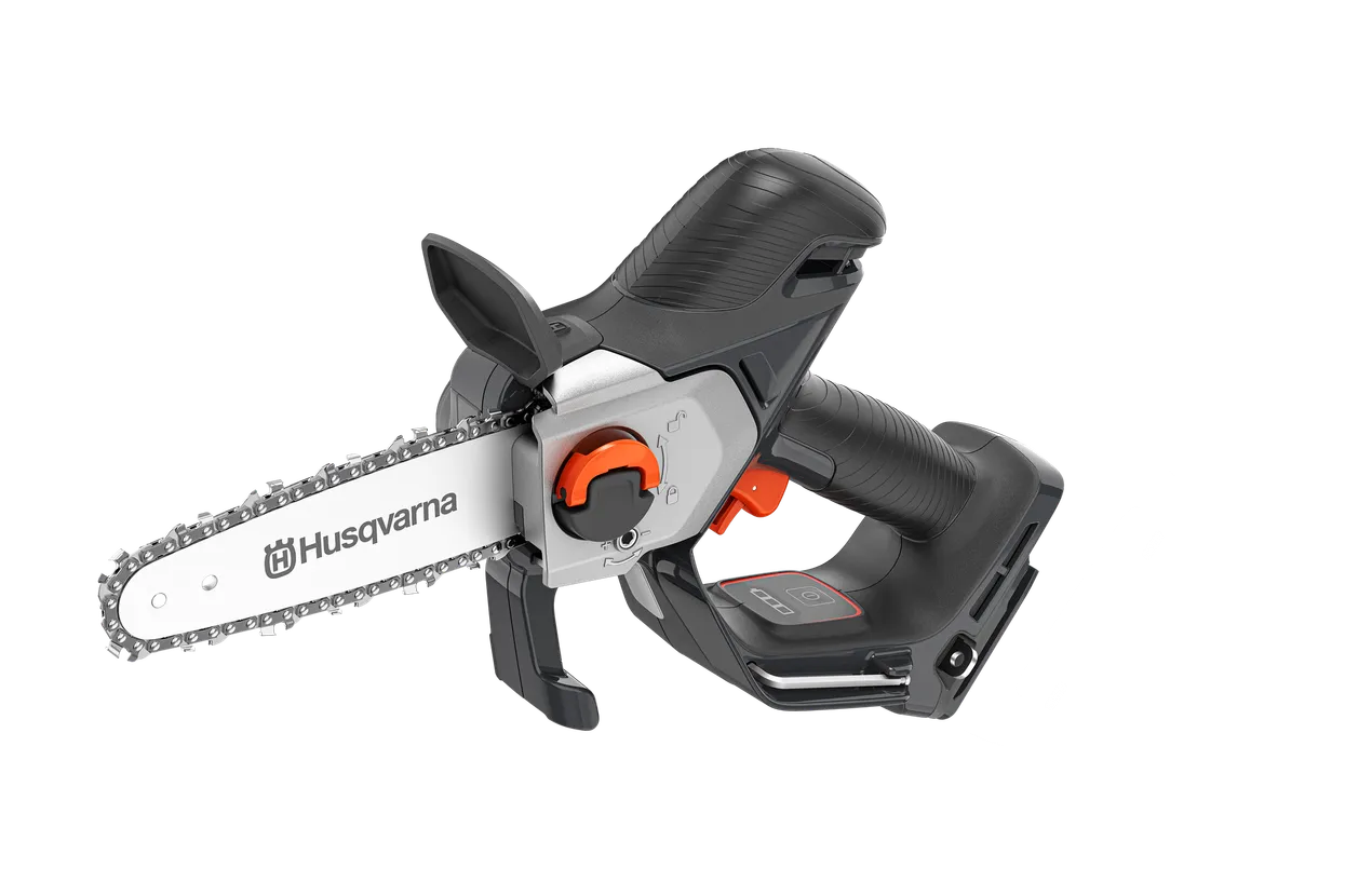 Vyvetvovacia píla Husqvarna Aspire™ P8X-P4A + Teleskopická tyč Aspire™ s akumulátorom a nabíjačkou