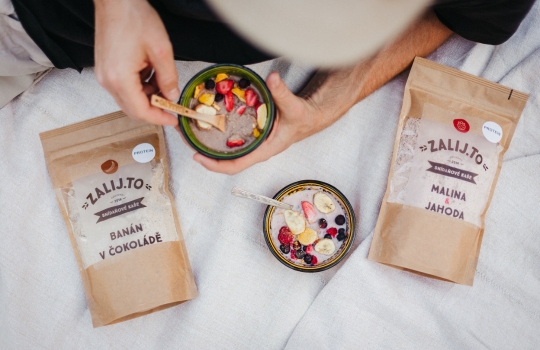 Co jíst a pít v teplém počasí, aneb jak přežít vedro!